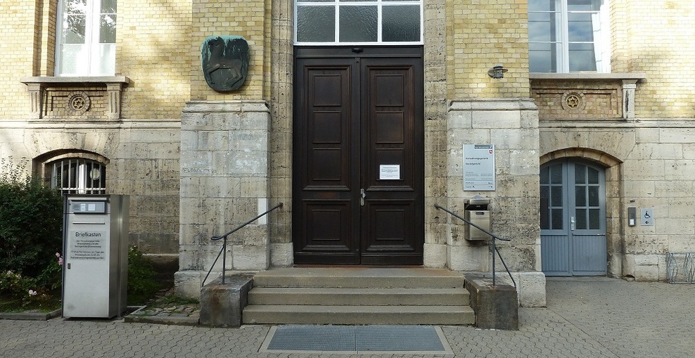 Eingang, gerichtsgebäude